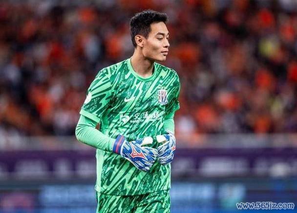 薛庆浩能否稳坐申花一门？仍需进一步提升